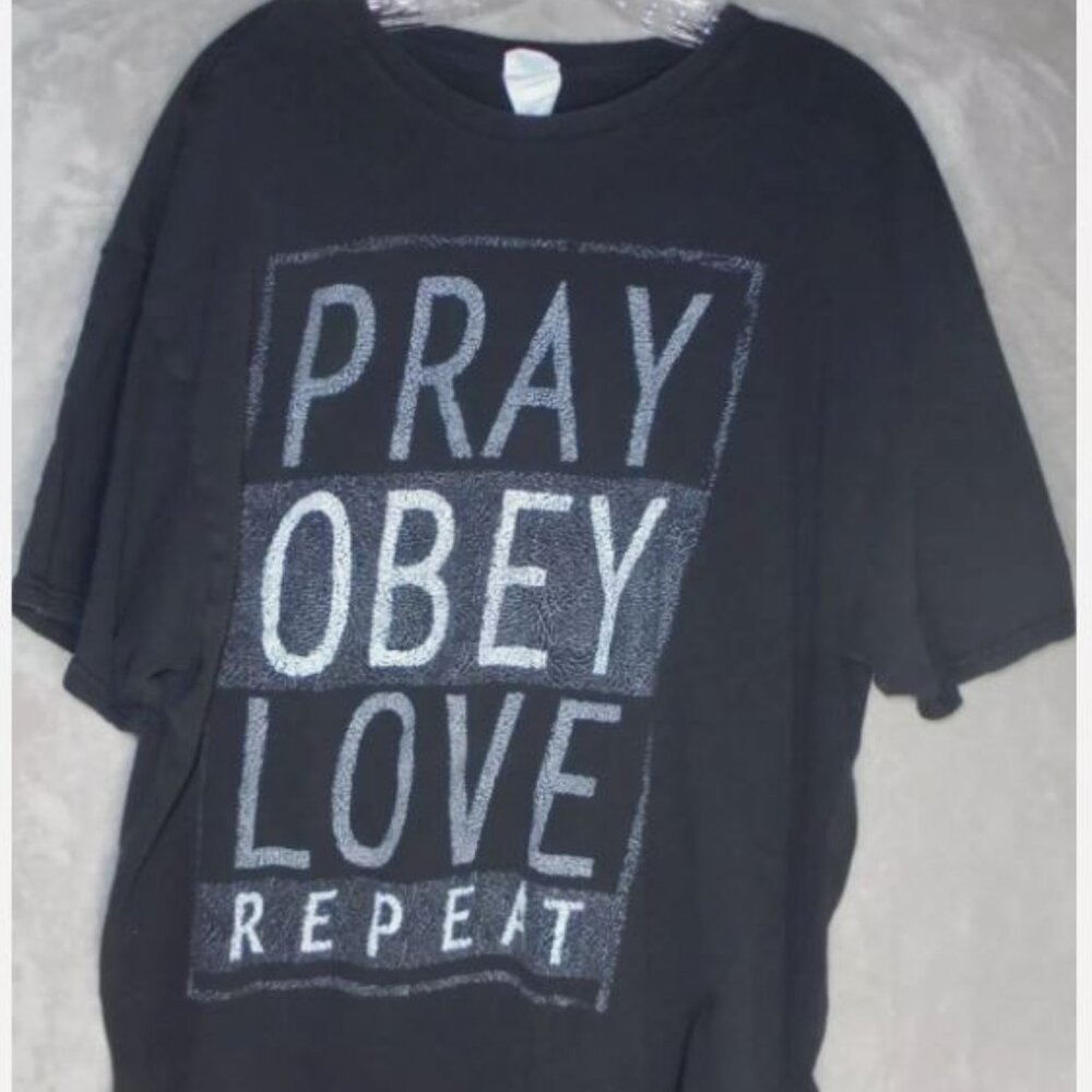 "Pray Obey Love Repeat" Men's Size 2XL Christian Black Tee T-Shirt Short Sleeve